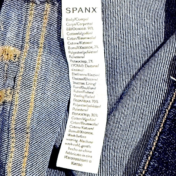 👖🍑 SPANX EveryWear Flare Jeans | Mid-Blue Booty-Lift TummyTamer Sculpting | Sz L - Picture 4 of 5